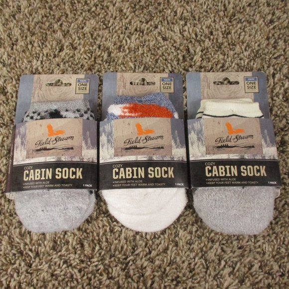 Field‎ & Stream Socks Variety 3 Pack Youth One Size Cozy Cabin Aloe Infused - Picture 1 of 7